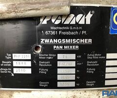 Planetenmischer 2.250 l.